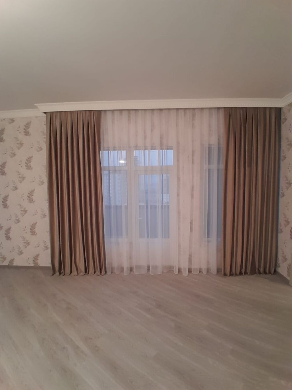 Bakı, 3 otaqlı, Köhnə tikili, 135 kv. m
