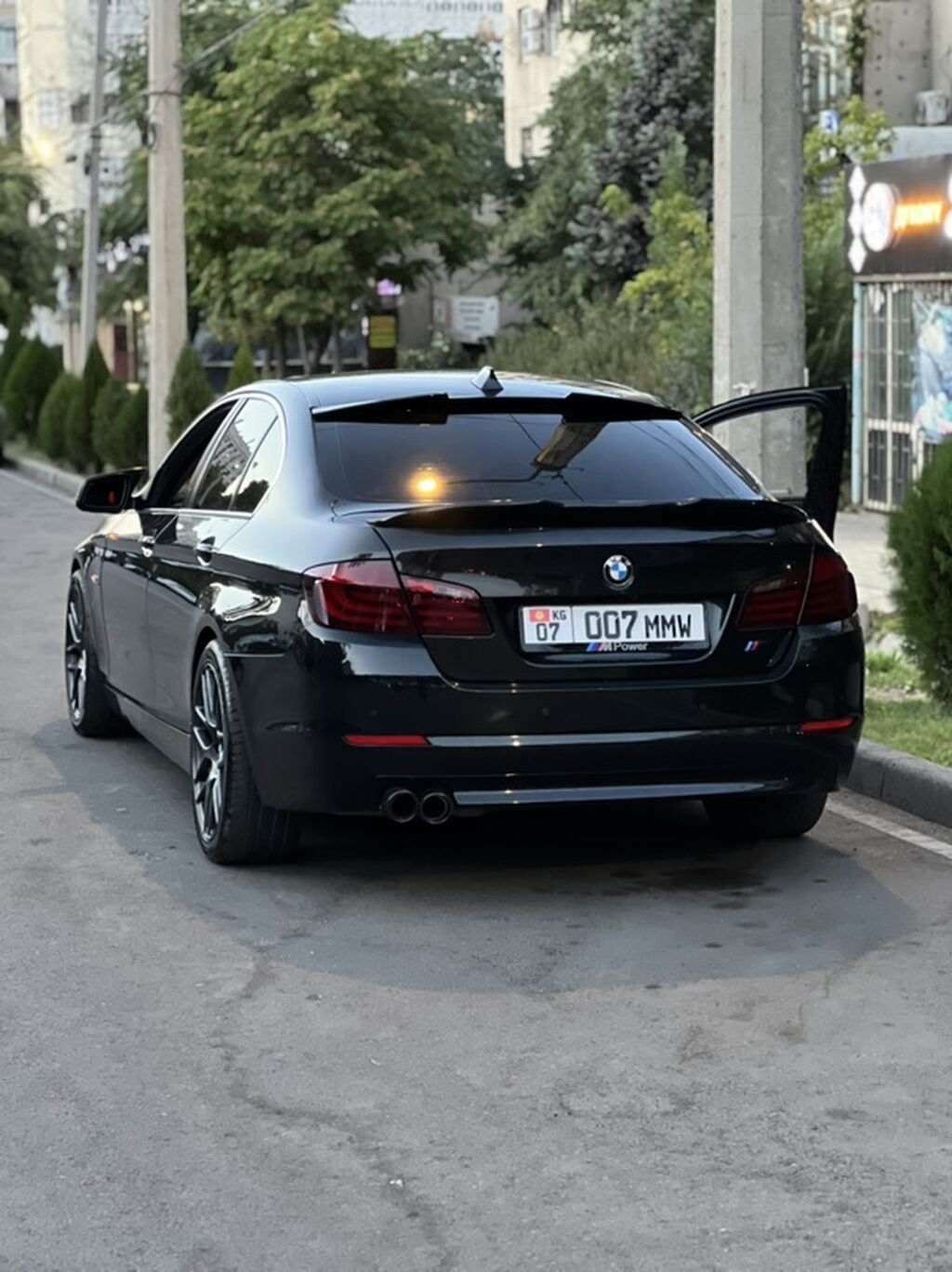 BMW 5 series: 2011 г., Седан: фото 7