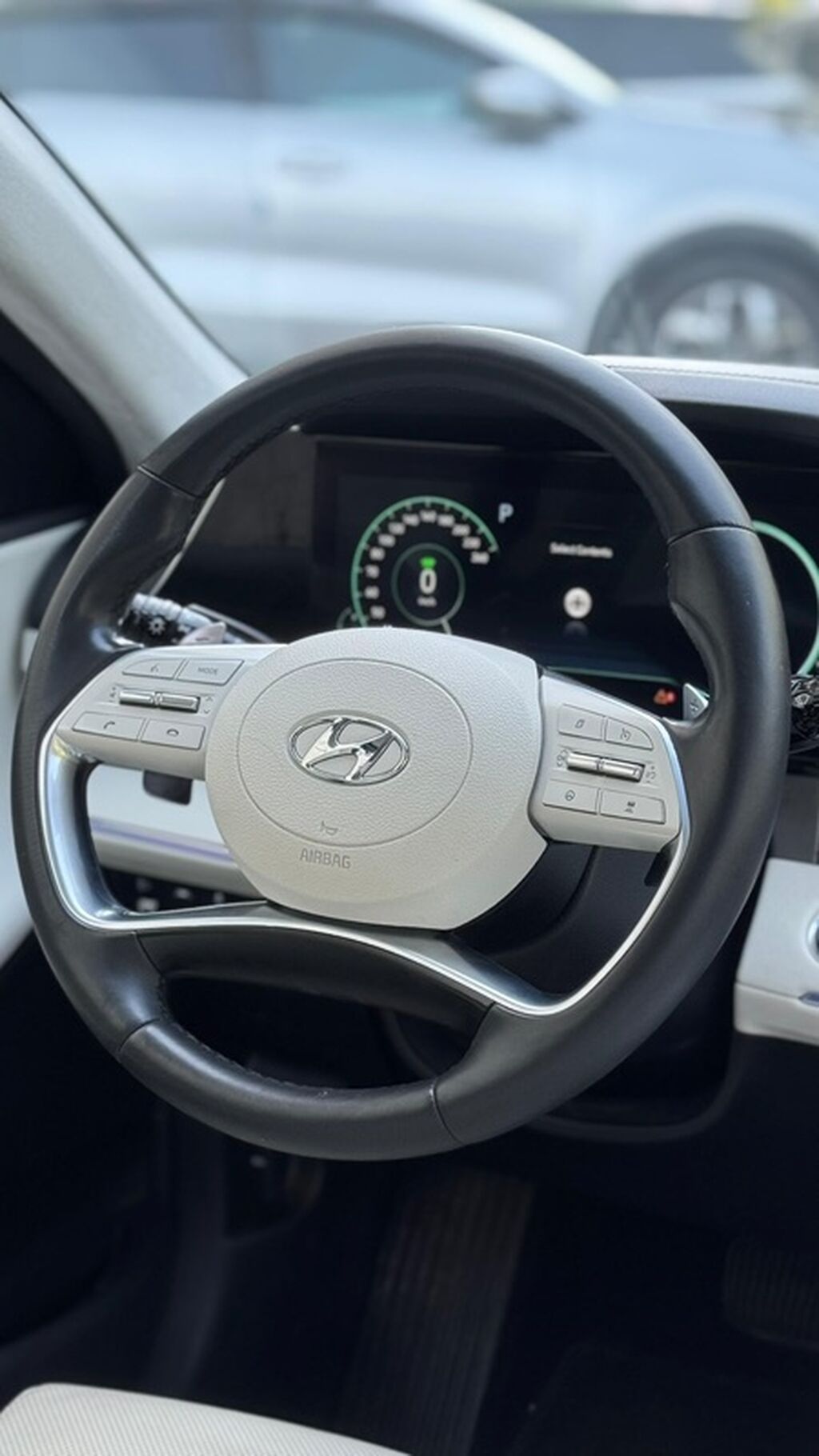 Hyundai Grandeur: 2022 г., 2.4 л, Автомат, Гибрид, Седан: фото 3