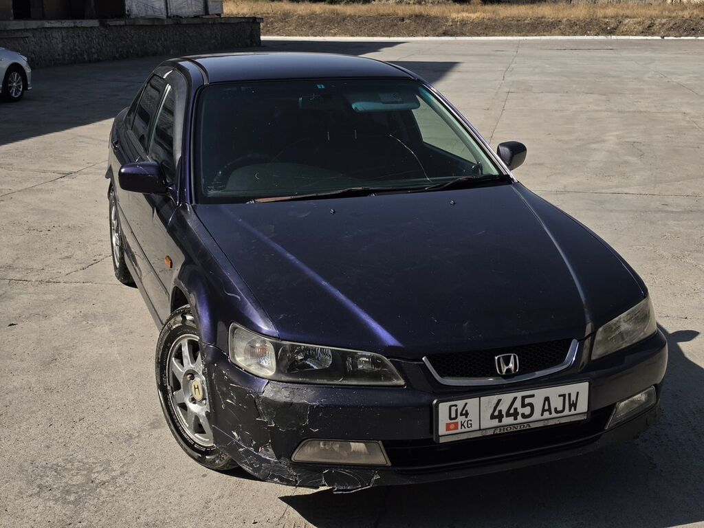 Honda Accord: 1999 г., Бензин, Седан: фото 2