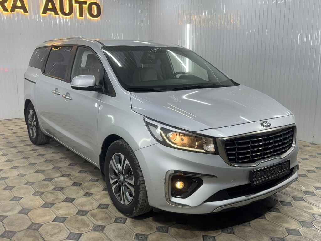Kia Carnival: 2019 г., 2.2 л, Автомат, Дизель, Минивэн: фото 1