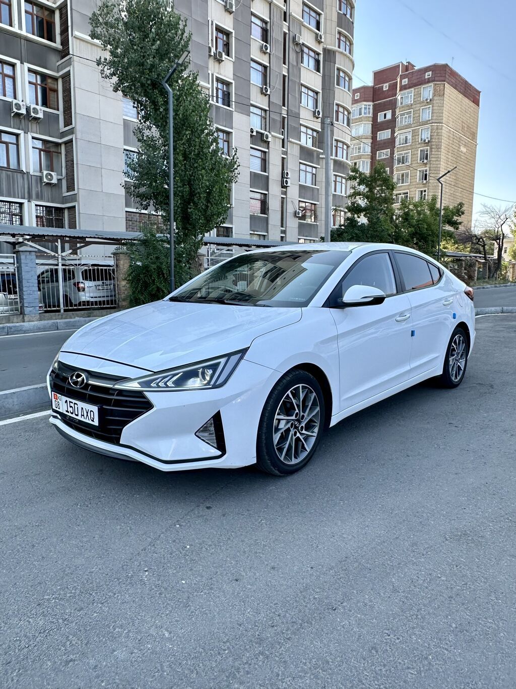 Hyundai Avante: 2019 г., 1.6 л, Автомат, Бензин, Седан: фото 4