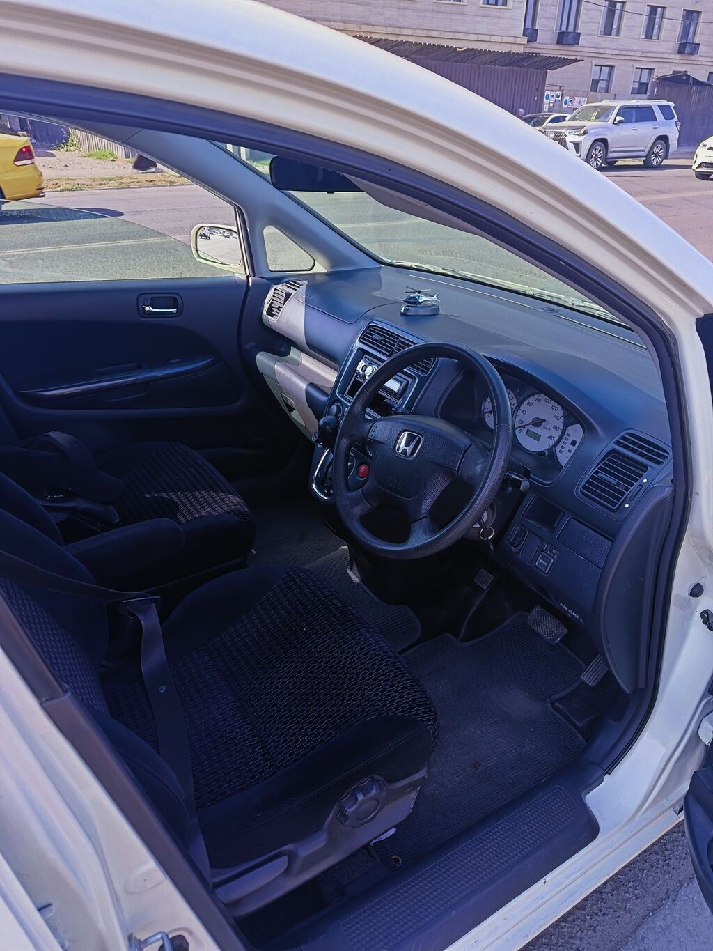 Honda Stream: 2003 г., 0.2 л, Автомат, Бензин, Универсал: фото 6