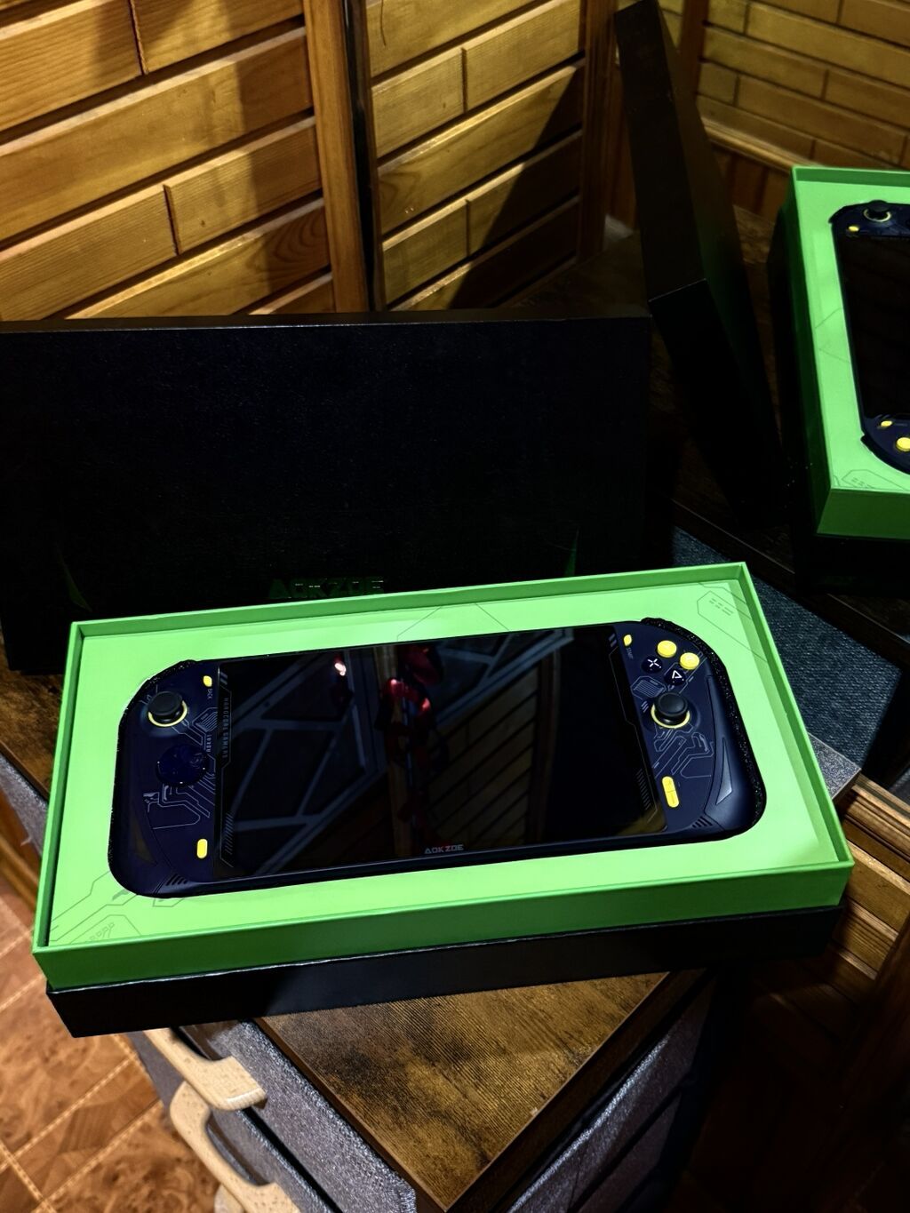 Продаю портативную игровую консоль AOKZOE A1 Pro Процессор: AMD: фото 7