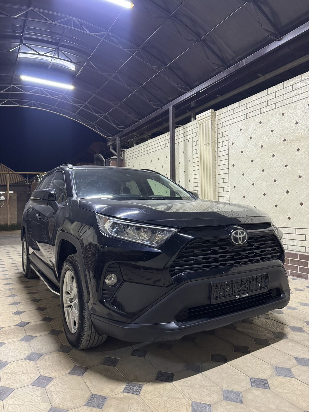 Toyota RAV4: 2020 г., 2.5 л, Автомат, Бензин, Кроссовер: фото 2