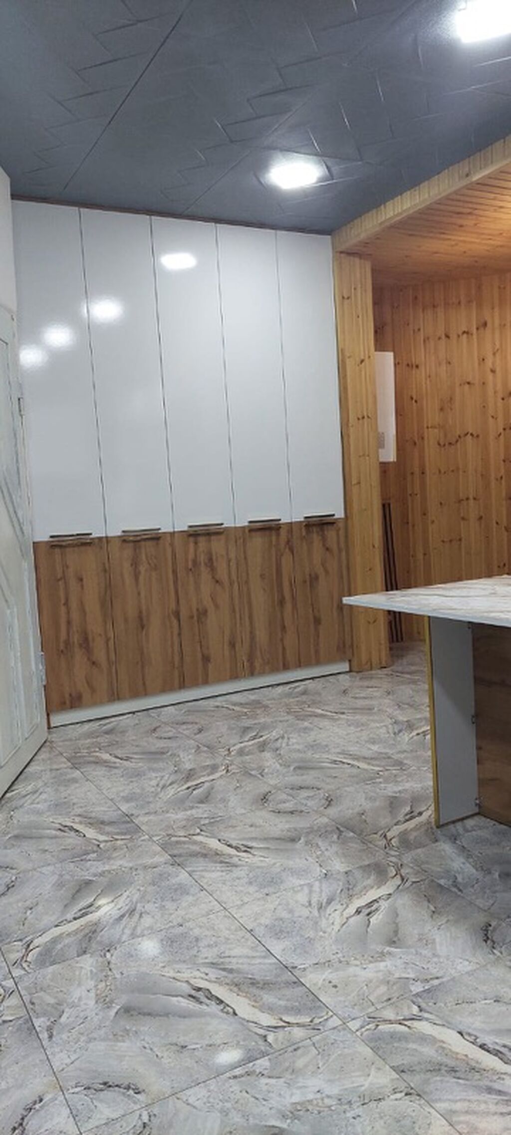 4 otaqlı, 100 kv. m, Yeni təmirli