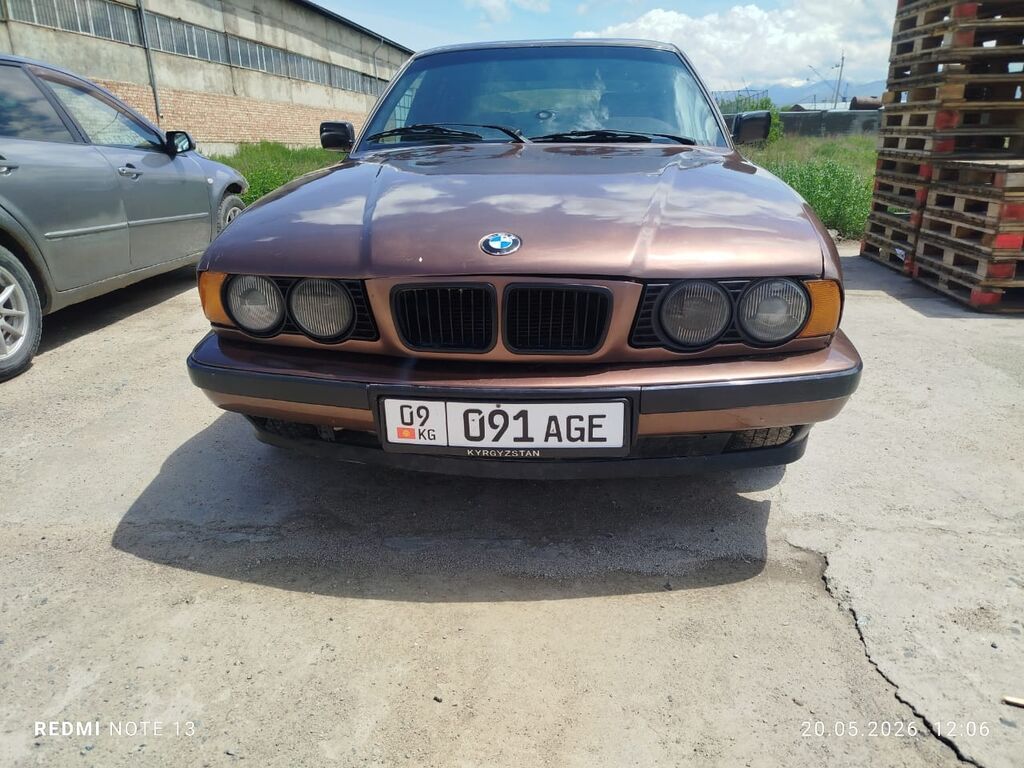 BMW 5 series: 1991 г., 2.5 л, Механика, Седан: фото 3