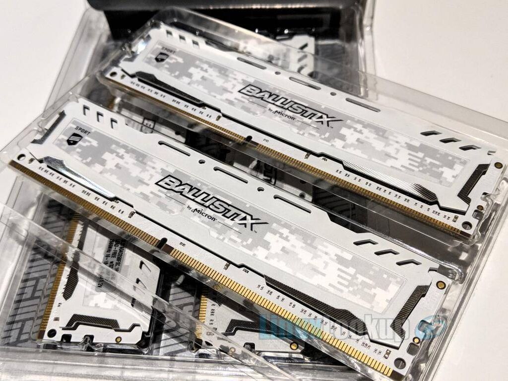 Ddr4 white. Crucial Ballistix Sport ddr4 2x4gb. Crucial Ballistix Sport 4gb ddr4. Crucial Ballistix Sport lt bls2k8g4d30aesbk ddr4 - 2x 8гб. Crucial Ballistix 8gb ddr4 2666.