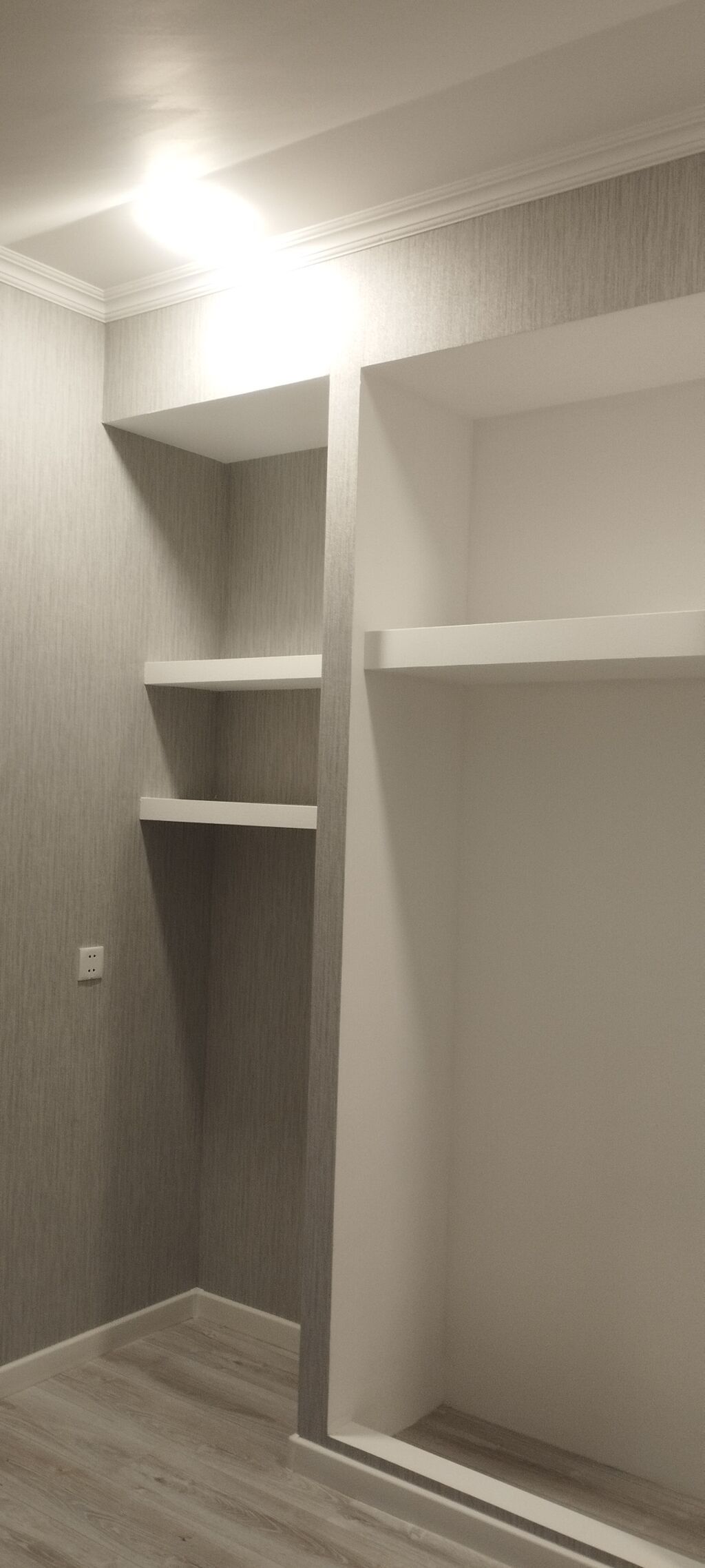 Ramana qəs. 6 otaqlı, 144 kv. m