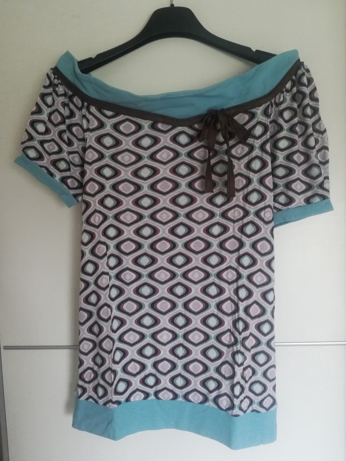 Košulje i bluze: PS fashion bluza
Velicina 38 na lalafo.rs PS fashion bluza
Velicina 38 - Kraljevo
