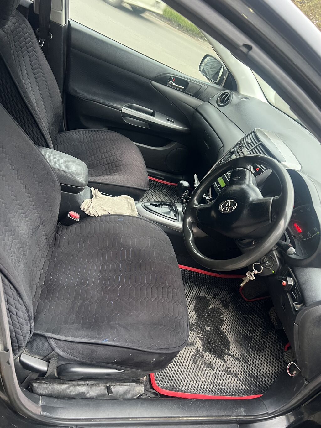 Продаю срочно toyota caldina 1.8 объем 2003 года Машина в хорошем