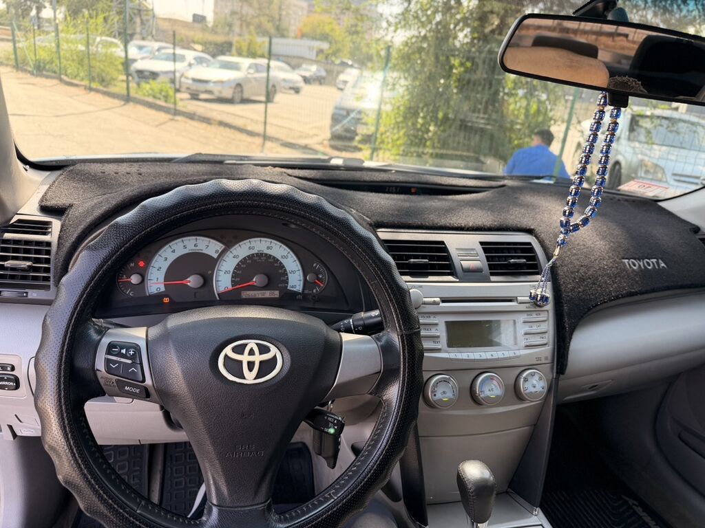 Toyota Camry: 2010 г., 2.5 л, Автомат, Бензин, Седан: фото 4