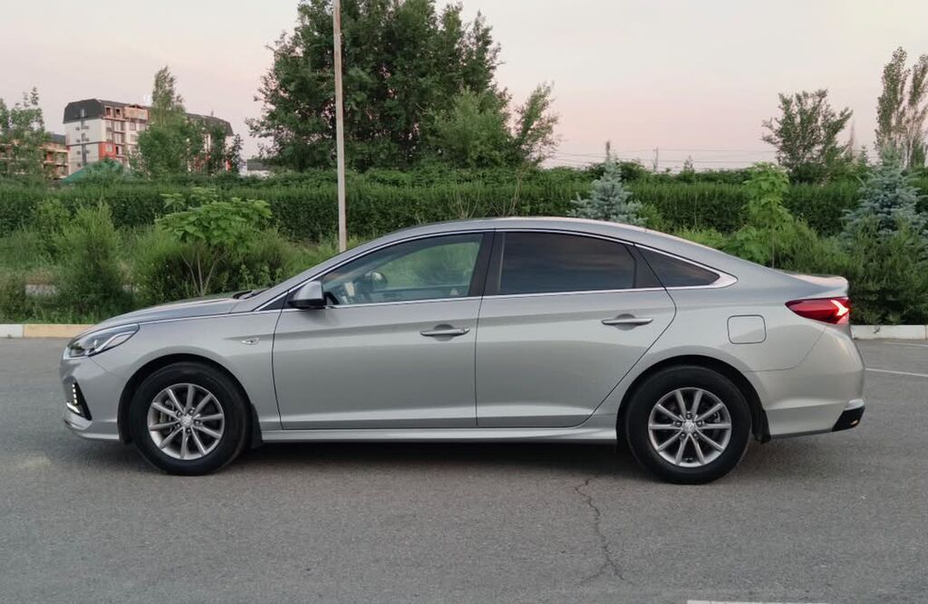 Hyundai Sonata: 2023 г., 2 л, Автомат, Газ, Седан: фото 4