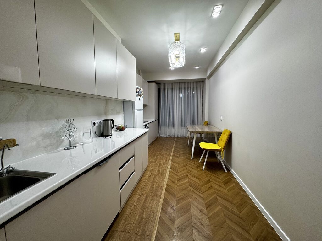 2 комнаты, 80 м², Ак-Кеме Элитка, 3 этаж, Дизайнерский ремонт: фото 3