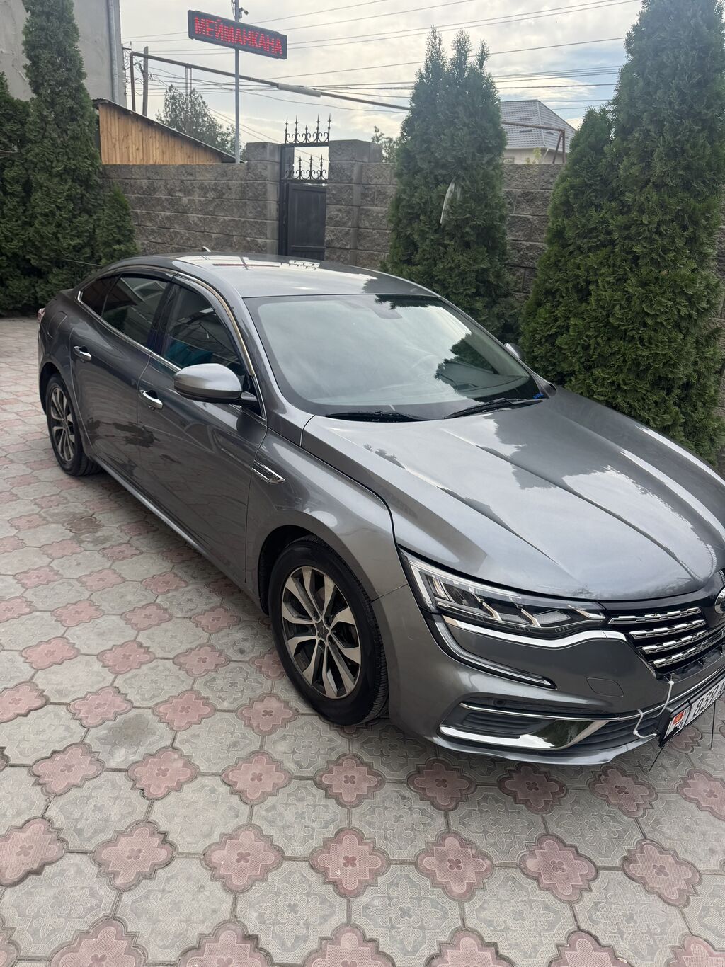 Renault Samsung SM6: 2021 г., 2 л, Вариатор, Газ, Седан: фото 2
