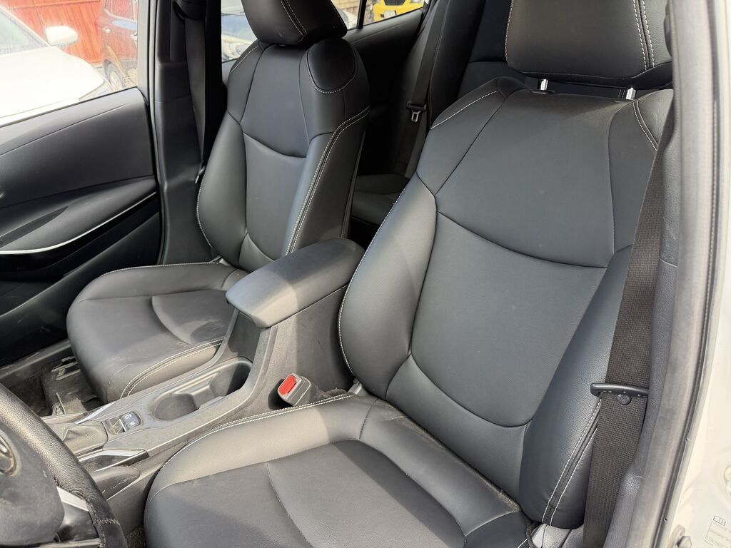 Toyota Corolla: 2022 г., 1.8 л, Вариатор, Гибрид, Седан: фото 8