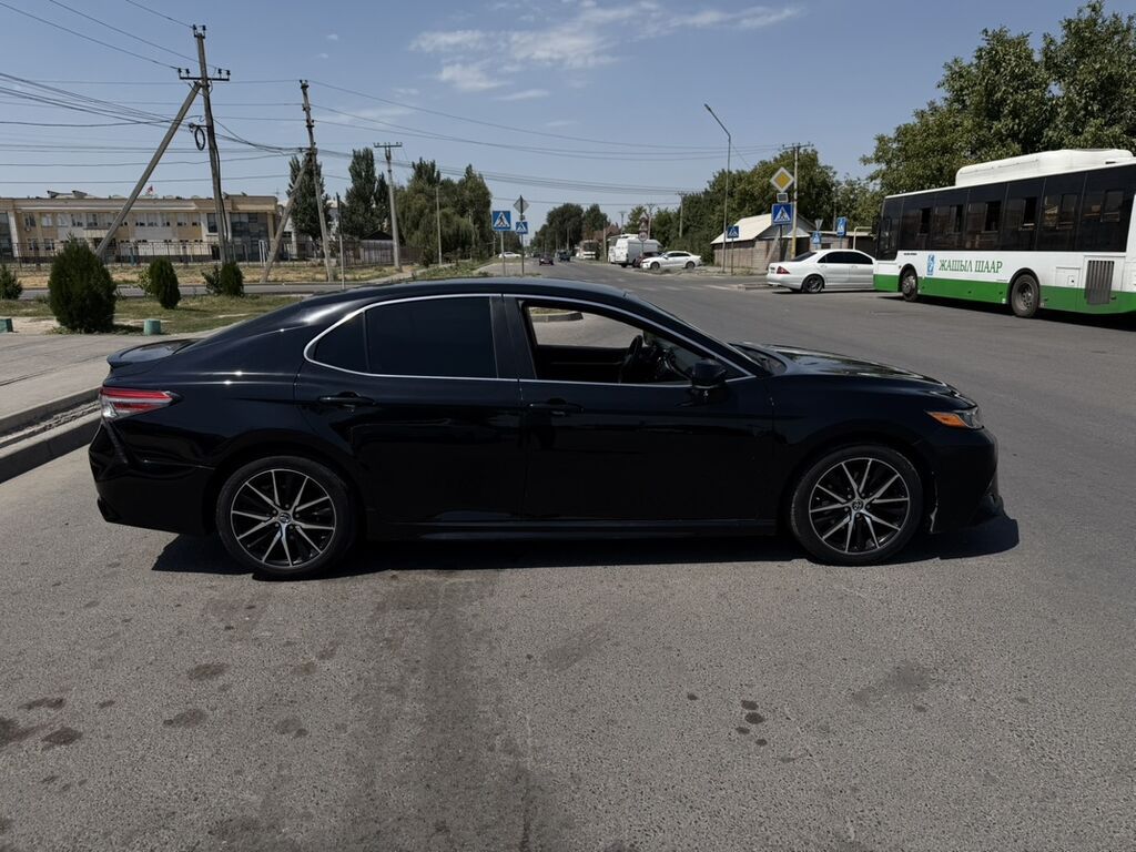 Toyota Camry: 2019 г., 2.5 л, Автомат, Бензин, Седан: фото 4