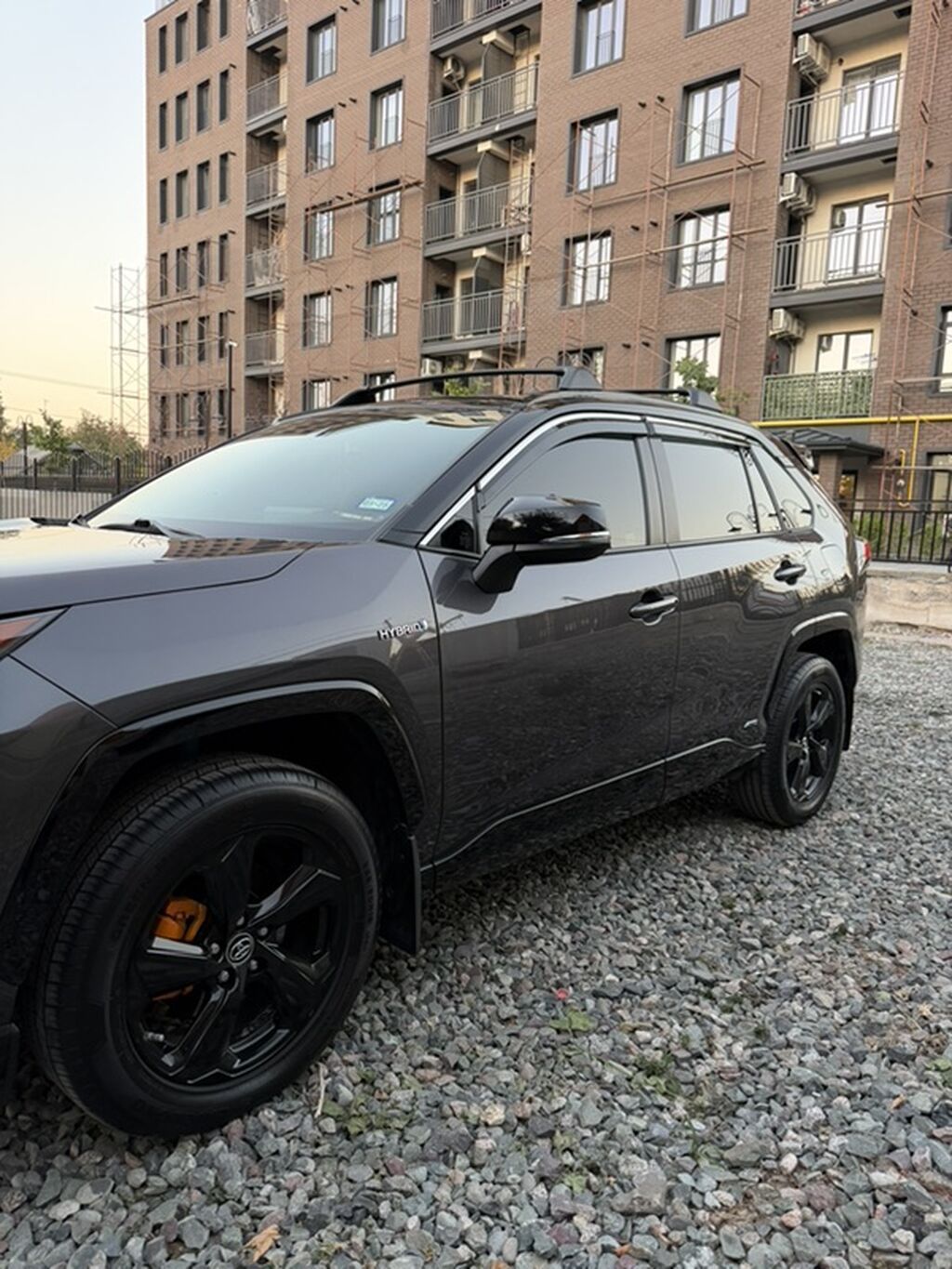 Toyota RAV4: 2019 г., 2.5 л, Автомат, Бензин, Кроссовер: фото 8