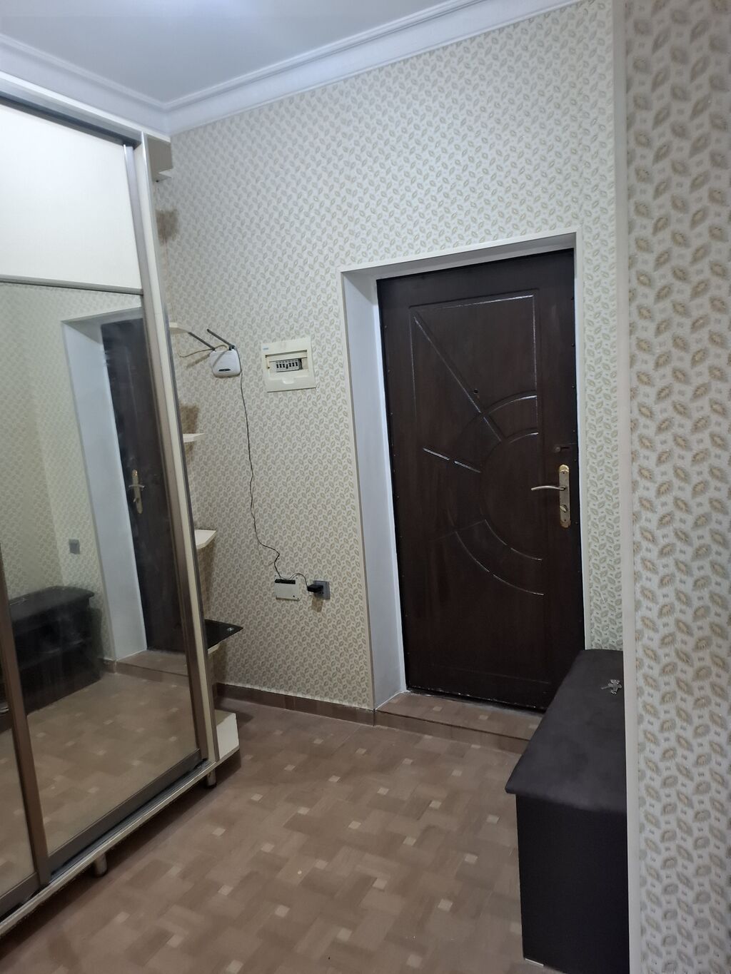 2 otaqlı mənzil – interyer və avadanlıqla Plan: - Geniş işıqlı