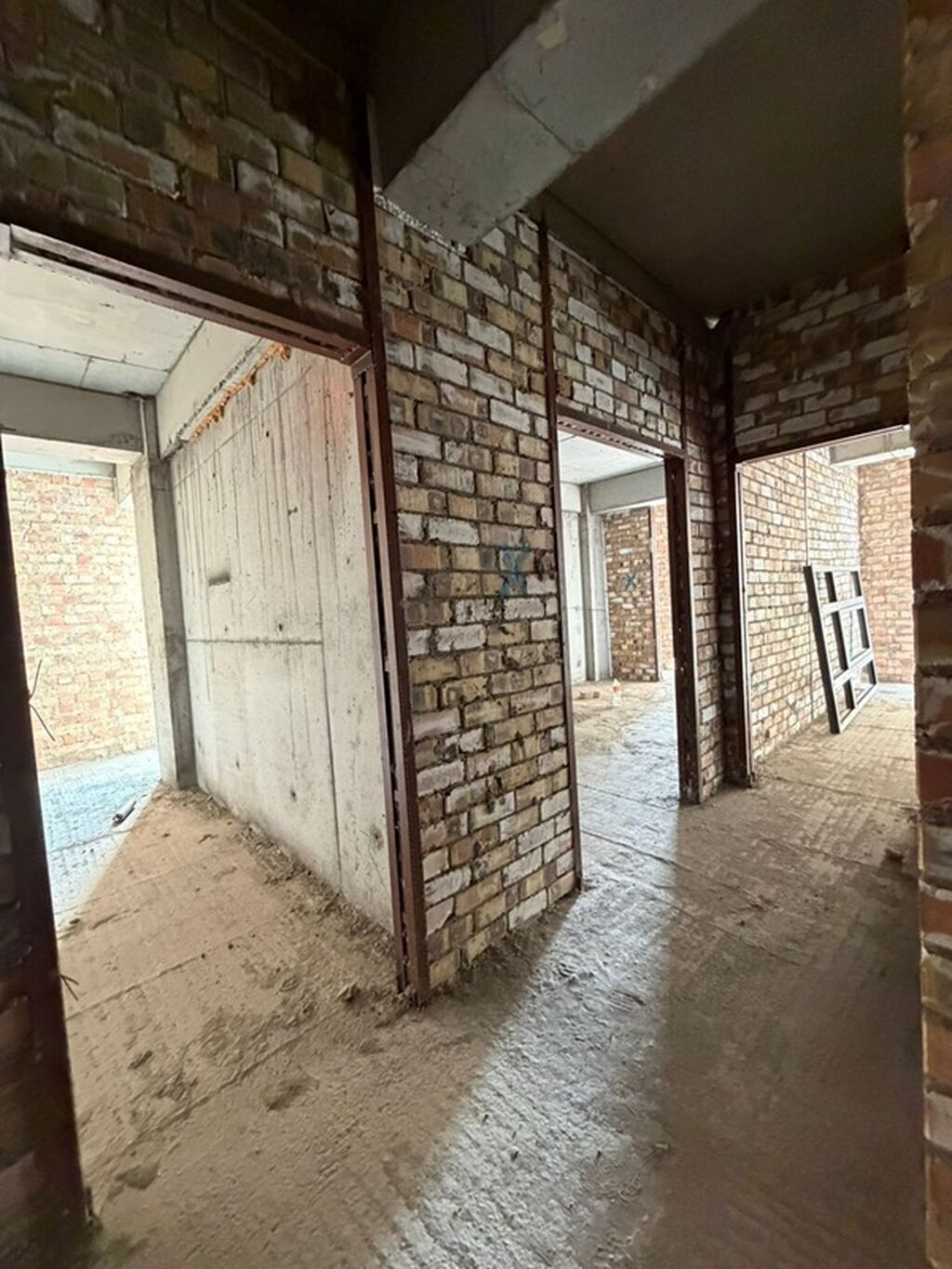 Строится, 3 комнаты, 101 м²: фото 4