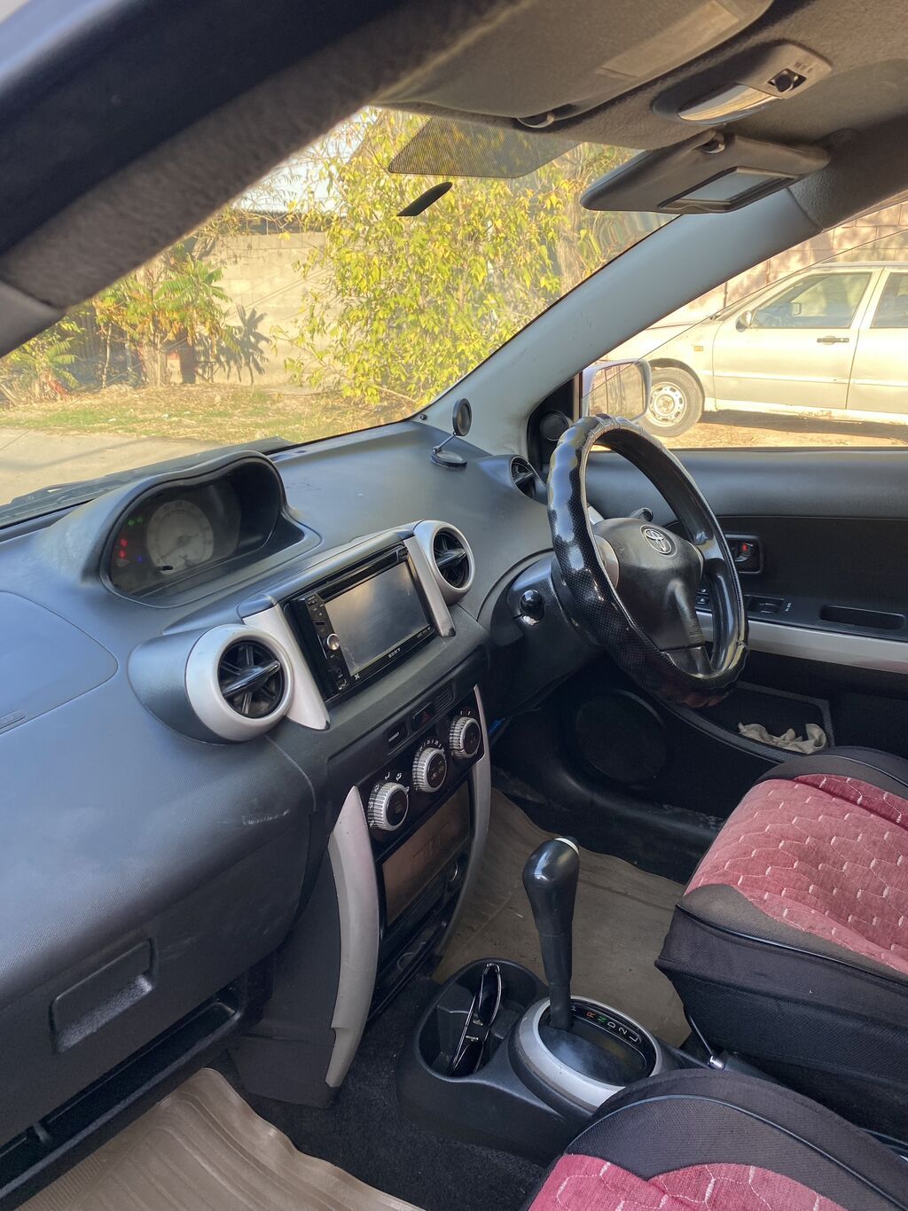 Toyota Ist: 2003 г., 1.5 л, Автомат, Бензин, Хэтчбэк: фото 6