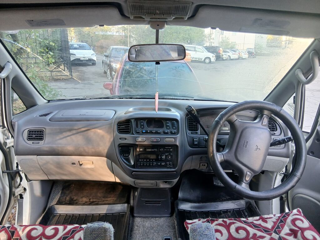 Продам Mitsubishi Delica 1997 г., 2.8 дизель, автомат: фото 6