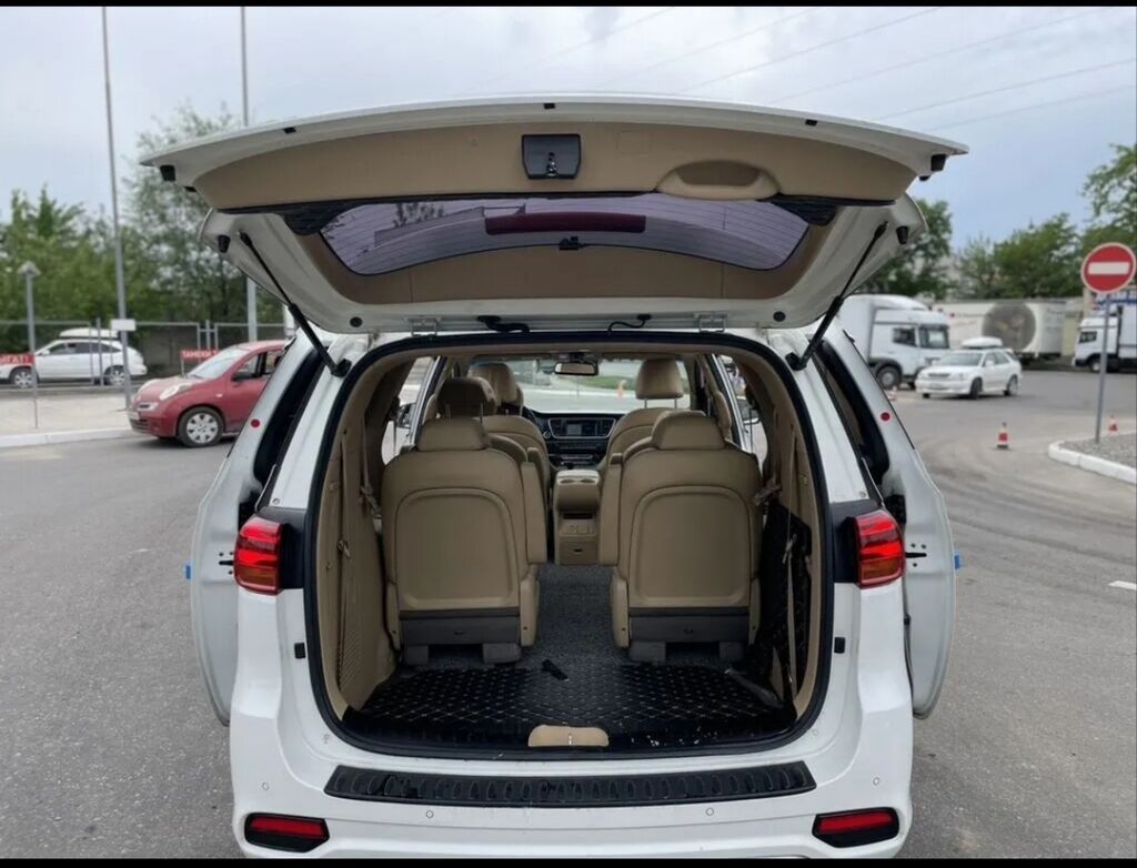 Kia Carnival: 2019 г., 2.2 л, Автомат, Дизель, Минивэн: фото 3