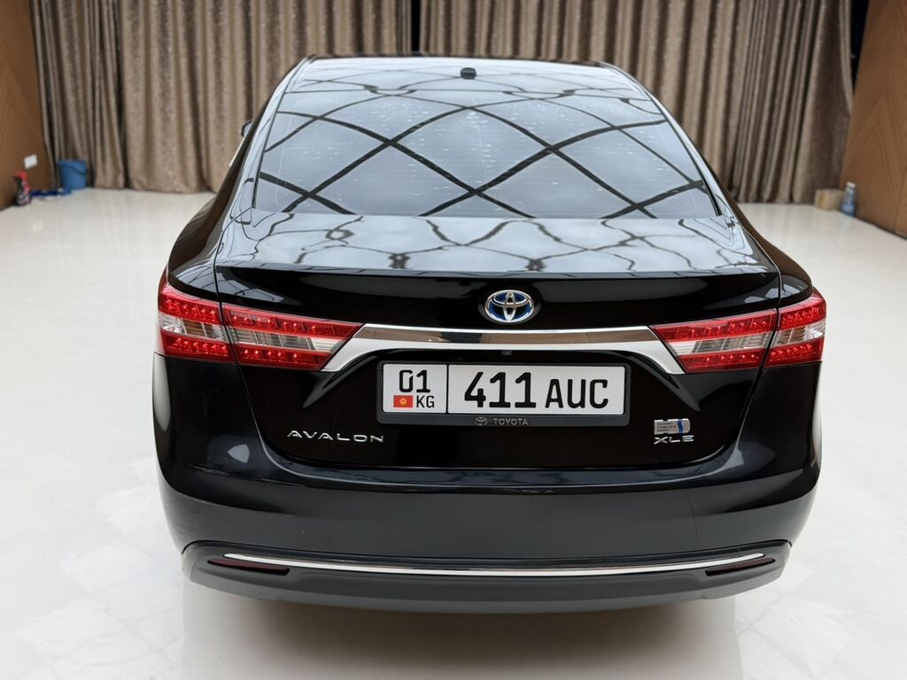 Toyota Avalon: 2015 г., 2.5 л, Автомат, Гибрид, Седан: фото 8