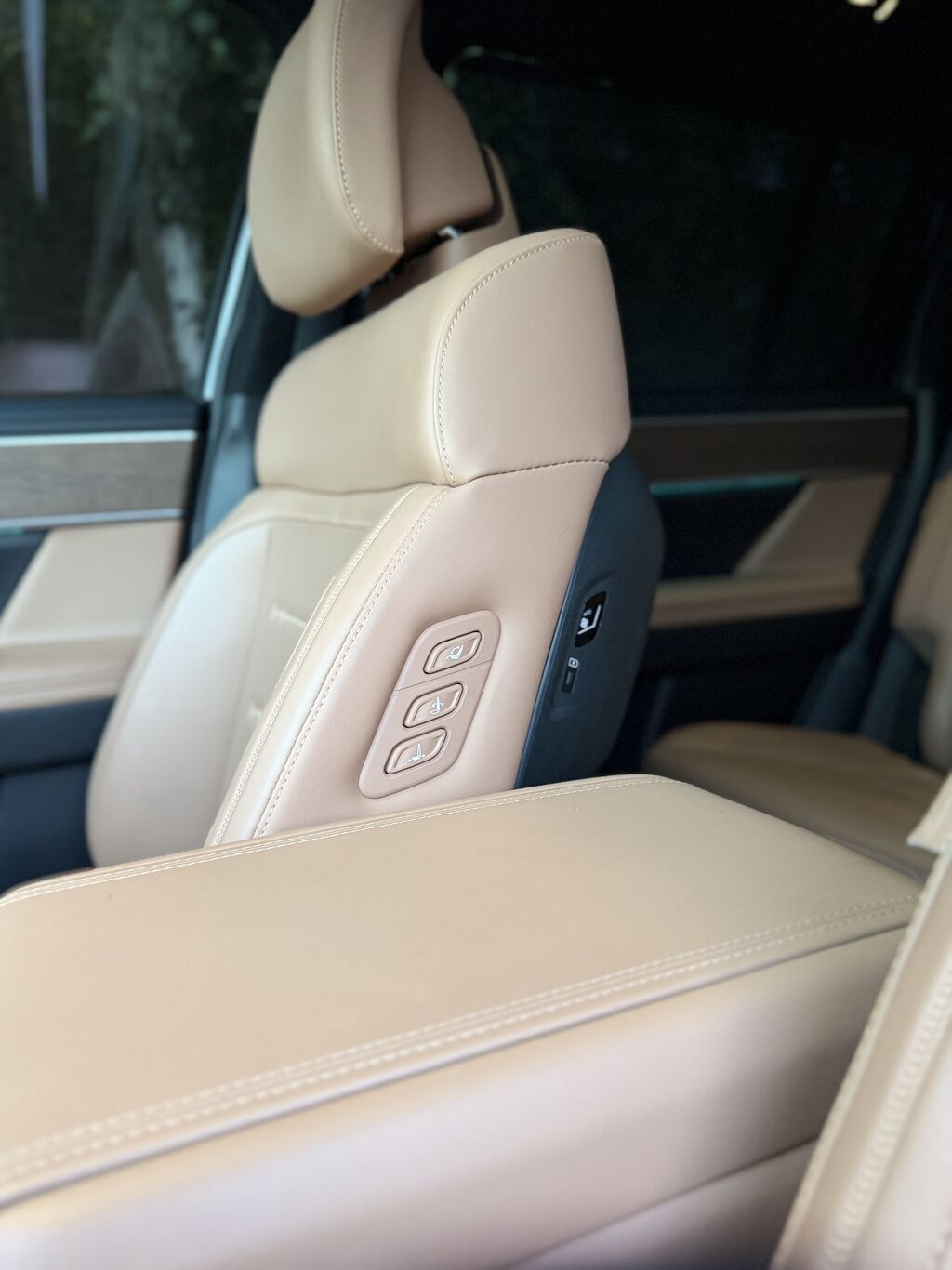 Hyundai Santa Fe: 2023 г., 1.6 л, Автомат, Гибрид, Внедорожник: фото 6