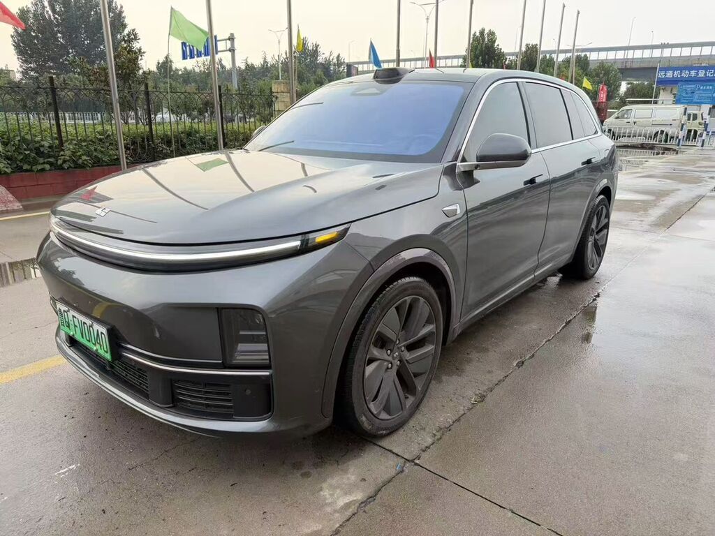 Lixiang L7: 2023 г., 1.5 л, Автомат, Гибрид, Кроссовер: фото 2