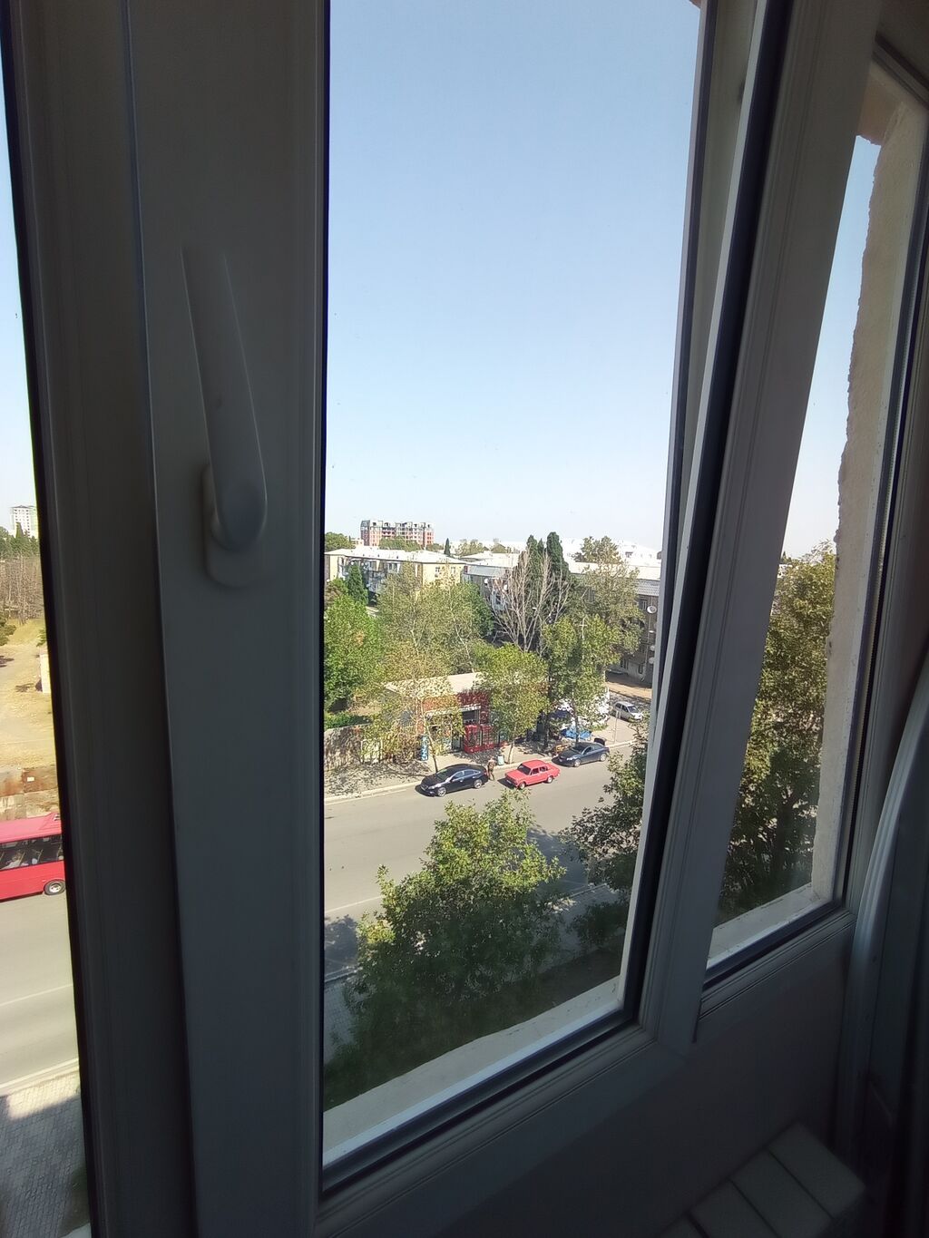 4 otaqlı, Yeni tikili, 98 kv. m