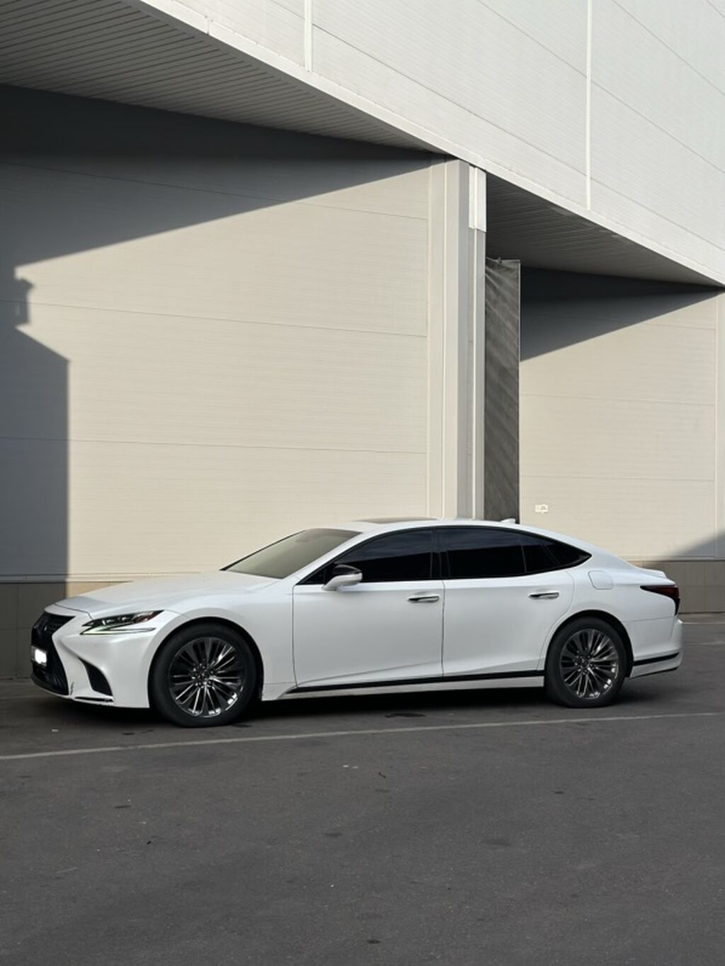 Lexus LS: 2018 г., 3.5 л, Автомат, Гибрид, Седан: фото 4