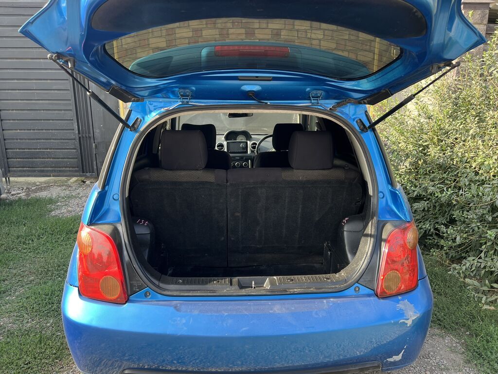 Toyota Ist: 2002 г., 1.5 л, Автомат, Бензин: фото 4