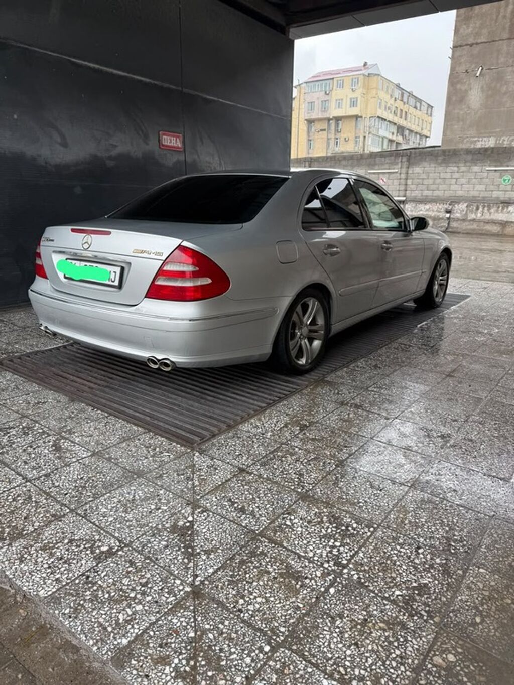 Mercedes-Benz E-Class: 2001 г., 2.6 л, Автомат, Бензин, Седан: фото 2