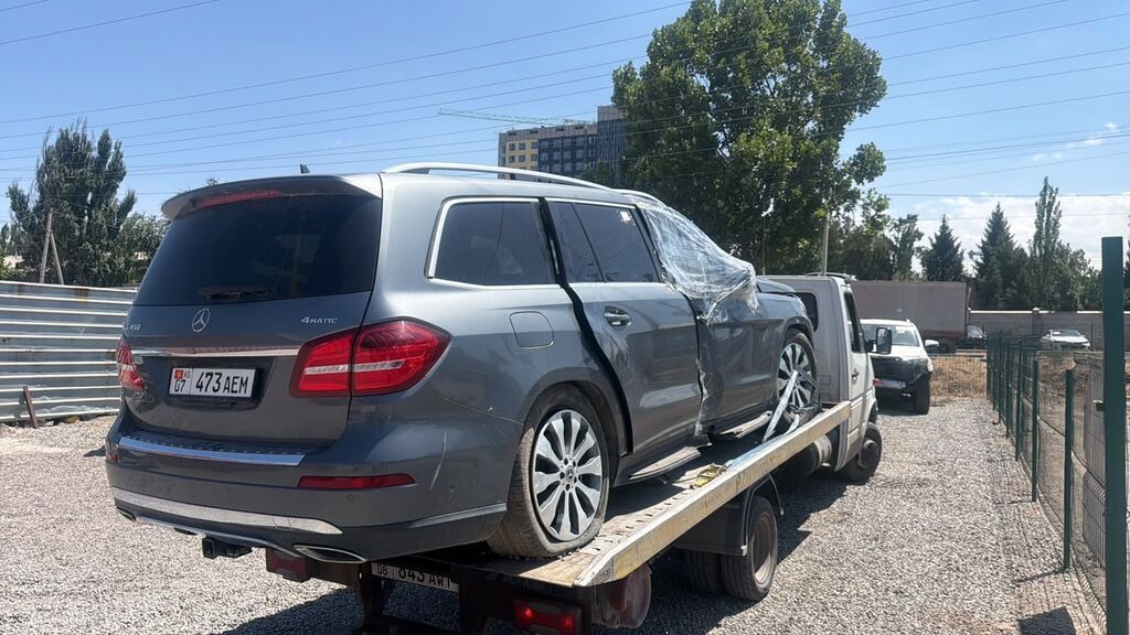 Mercedes-Benz GLS-Class: 2017 г., 3 л, Автомат, Бензин, Внедорожник: фото 3