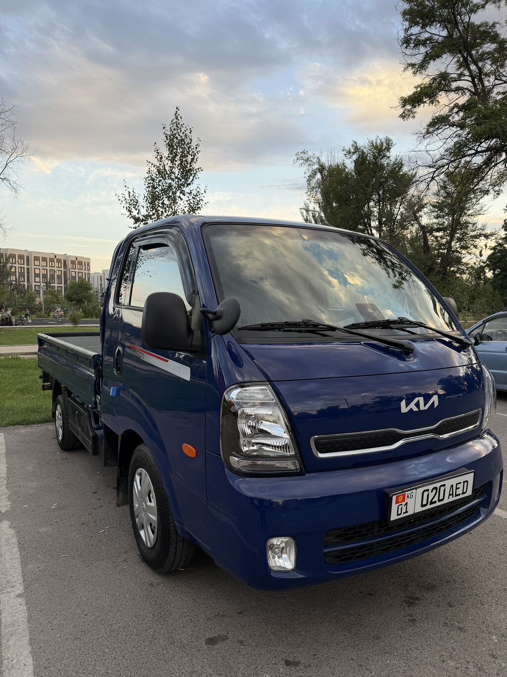 Kia BONGO: 2023 г., 2.5 л, Механика, Газ, Фургон: фото 7