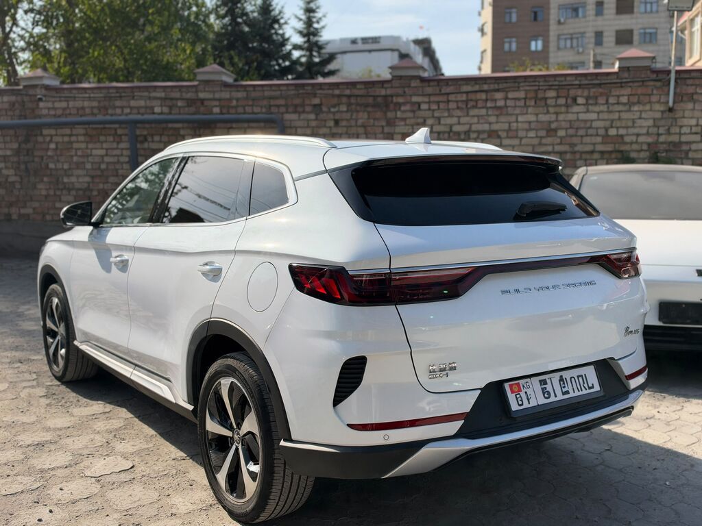 BYD Song Plus: 2021 г., 1.5 л, Автомат, Гибрид, Кроссовер: фото 3