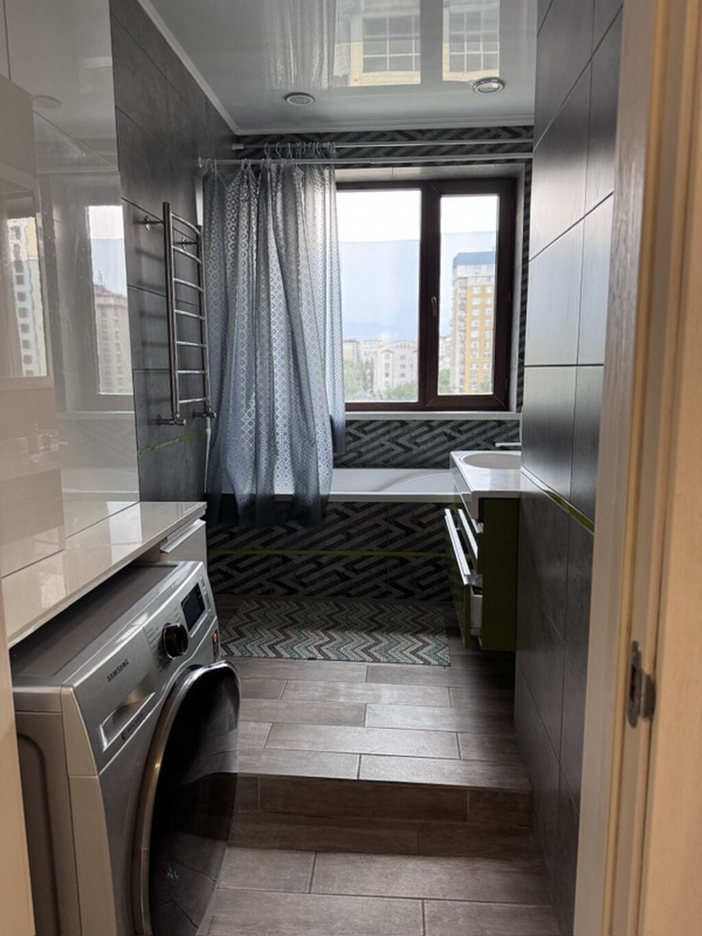 2 комнаты, 77 м², Золотой квадрат Элитка, 6 этаж, Дизайнерский ремонт: фото 6