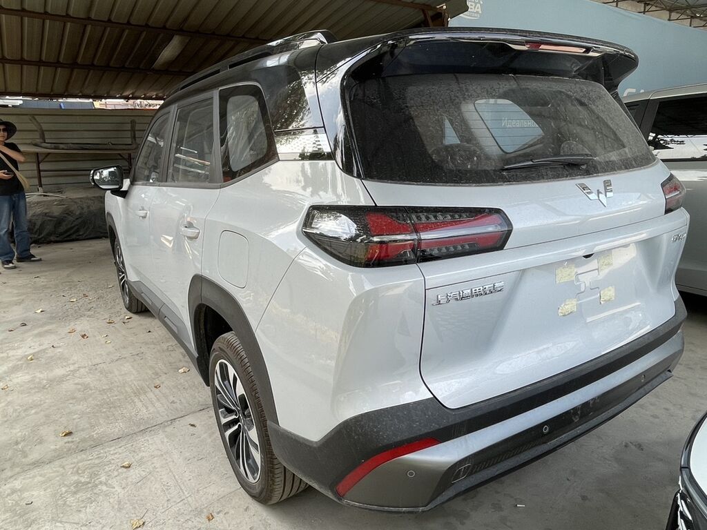 Wuling Startlight 560 PHEV– современный 5‑дверный кроссовер с: фото 4