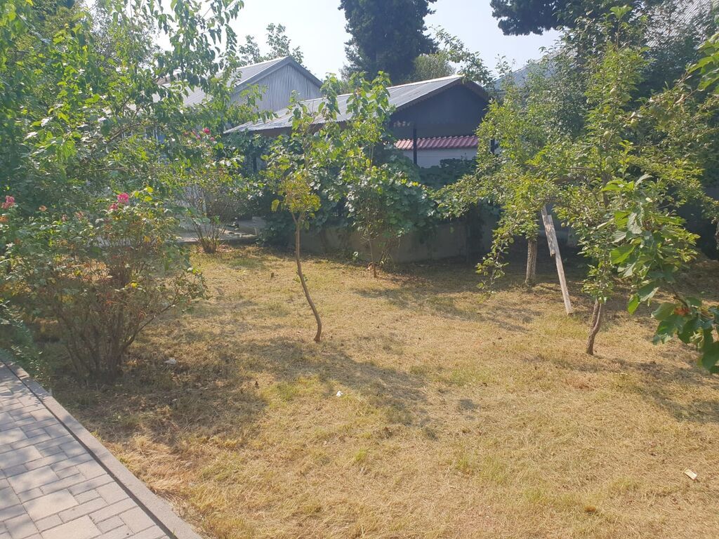 İsmayıllı rayon, Günəşli qəsəbəsində təcili həyətyanı ev satılır