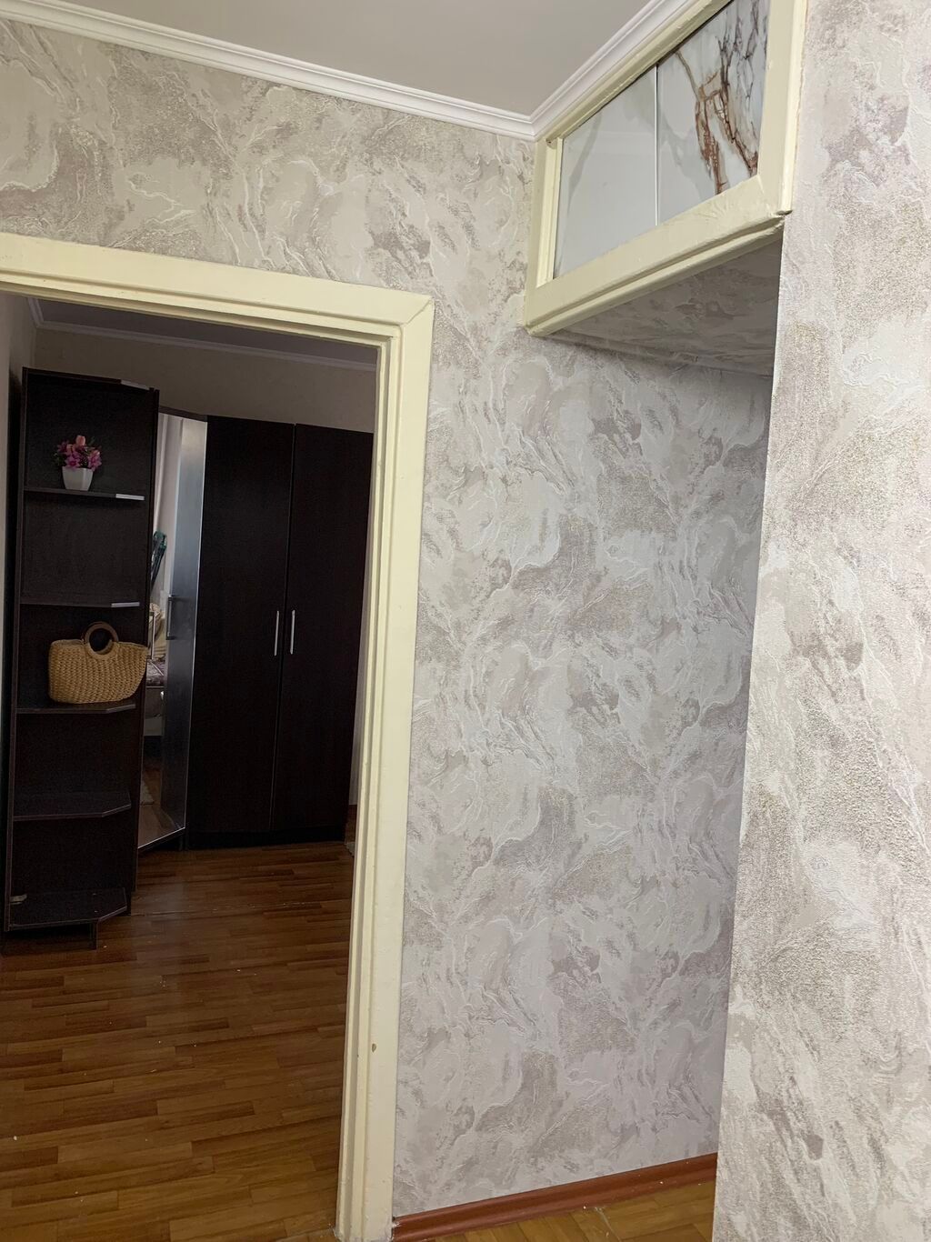1 комната, 32 м², 10 мкр 104 серия, 4 этаж, Свежий ремонт: фото 6