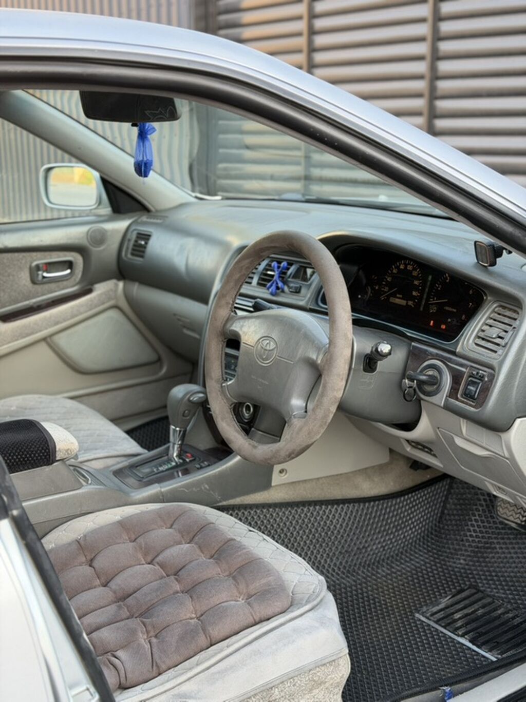 Toyota Mark II: 1996 г., 2 л, Автомат, Бензин, Седан: фото 3