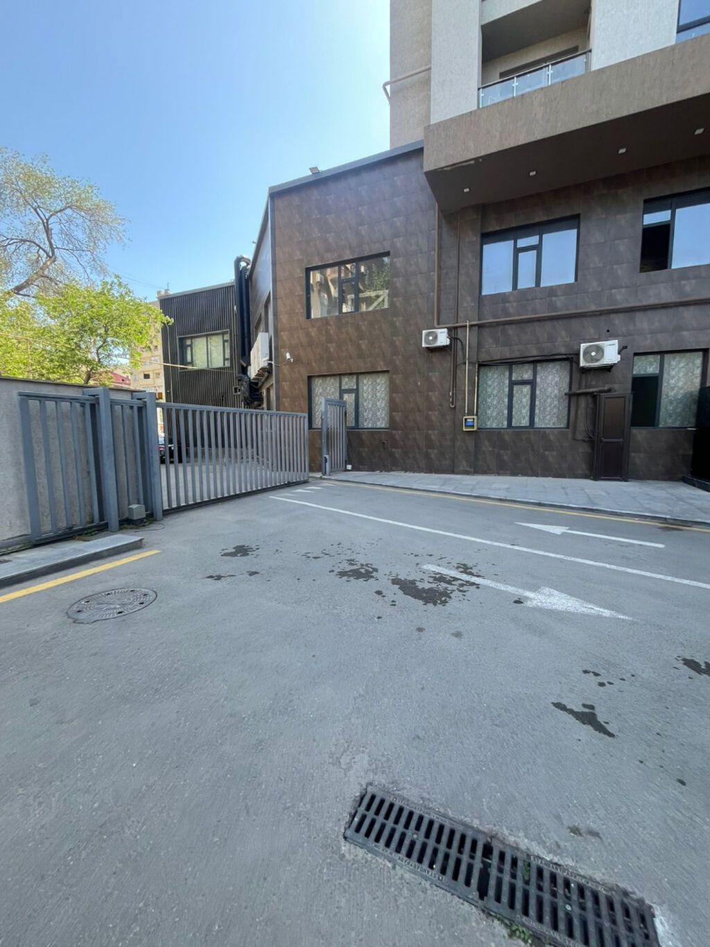 2 otaqlı, Yeni tikili, 100 kv. m
