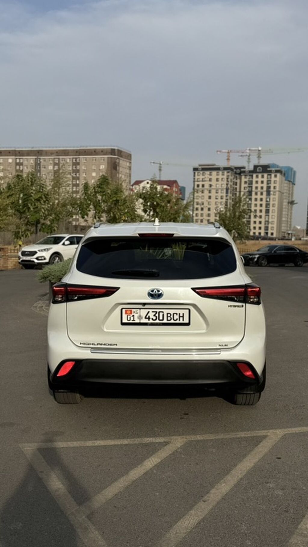 Toyota Highlander: 2022 г., 2.5 л, Вариатор, Гибрид, Кроссовер: фото 4