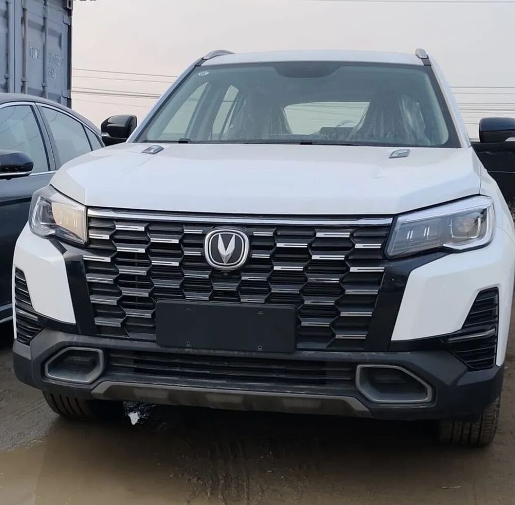 Changan CS75: 2025 г., 1.5 л, Робот, Бензин, Кроссовер: фото 1