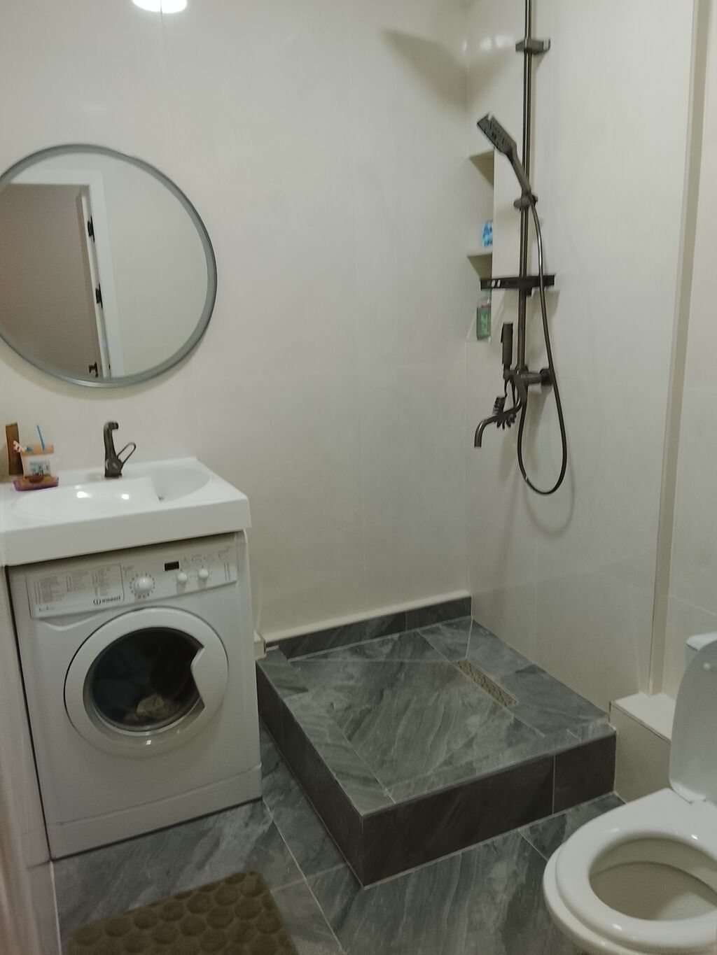 1 комната, 43 м², Киргизия 1 106 серия улучшенная, 5 этаж, Евроремонт: фото 6