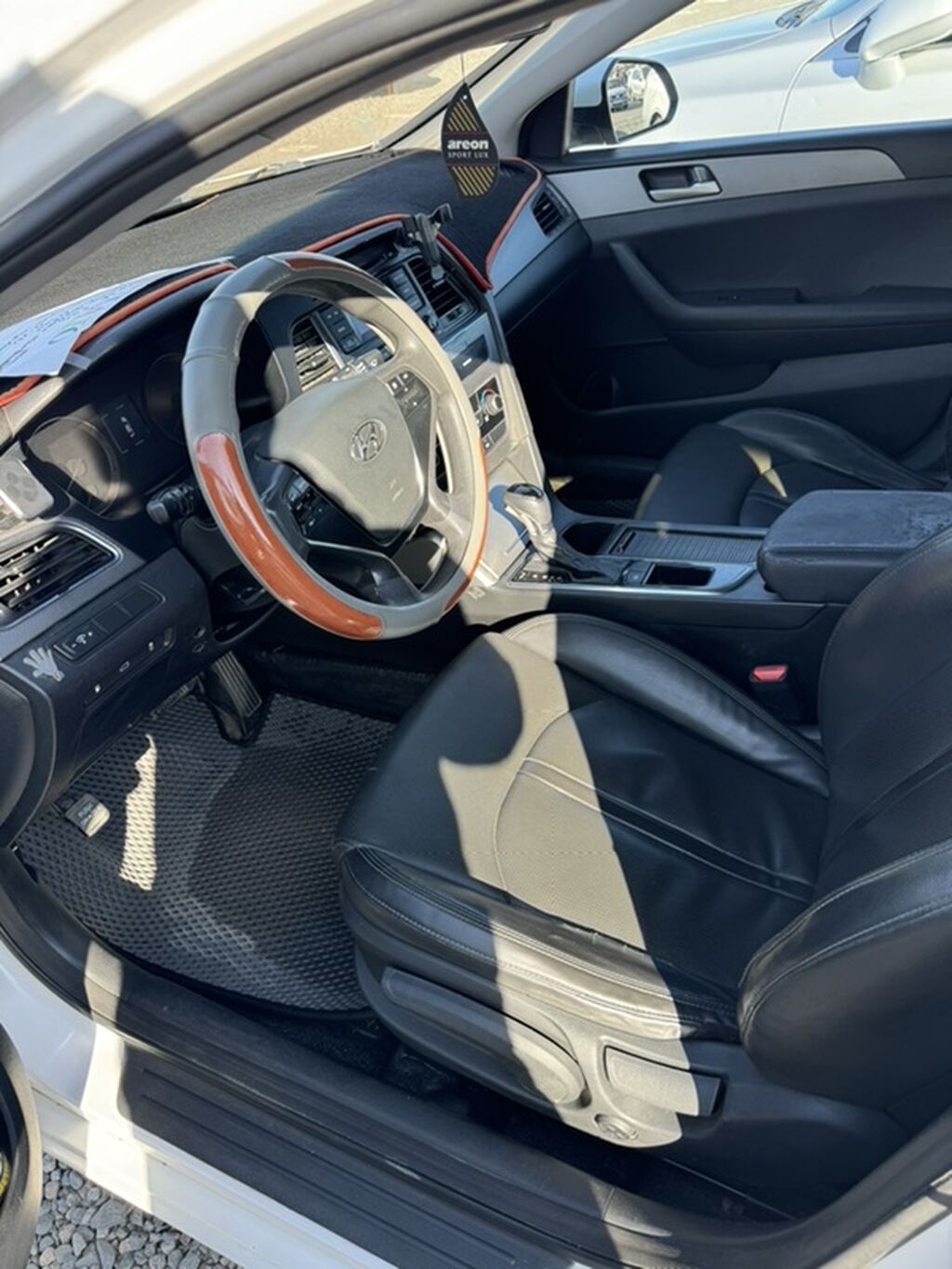 Hyundai Sonata: 2015 г., 2 л, Автомат, Газ, Седан: фото 5