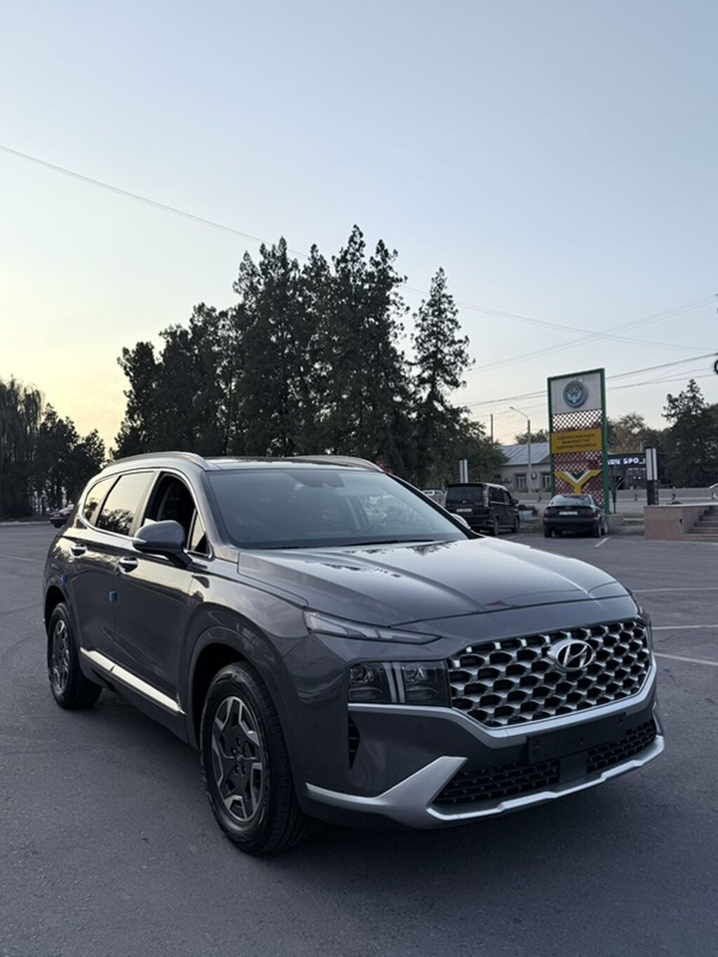 Hyundai Santa Fe: 2021 г., 1.6 л, Автомат, Гибрид, Кроссовер: фото 2