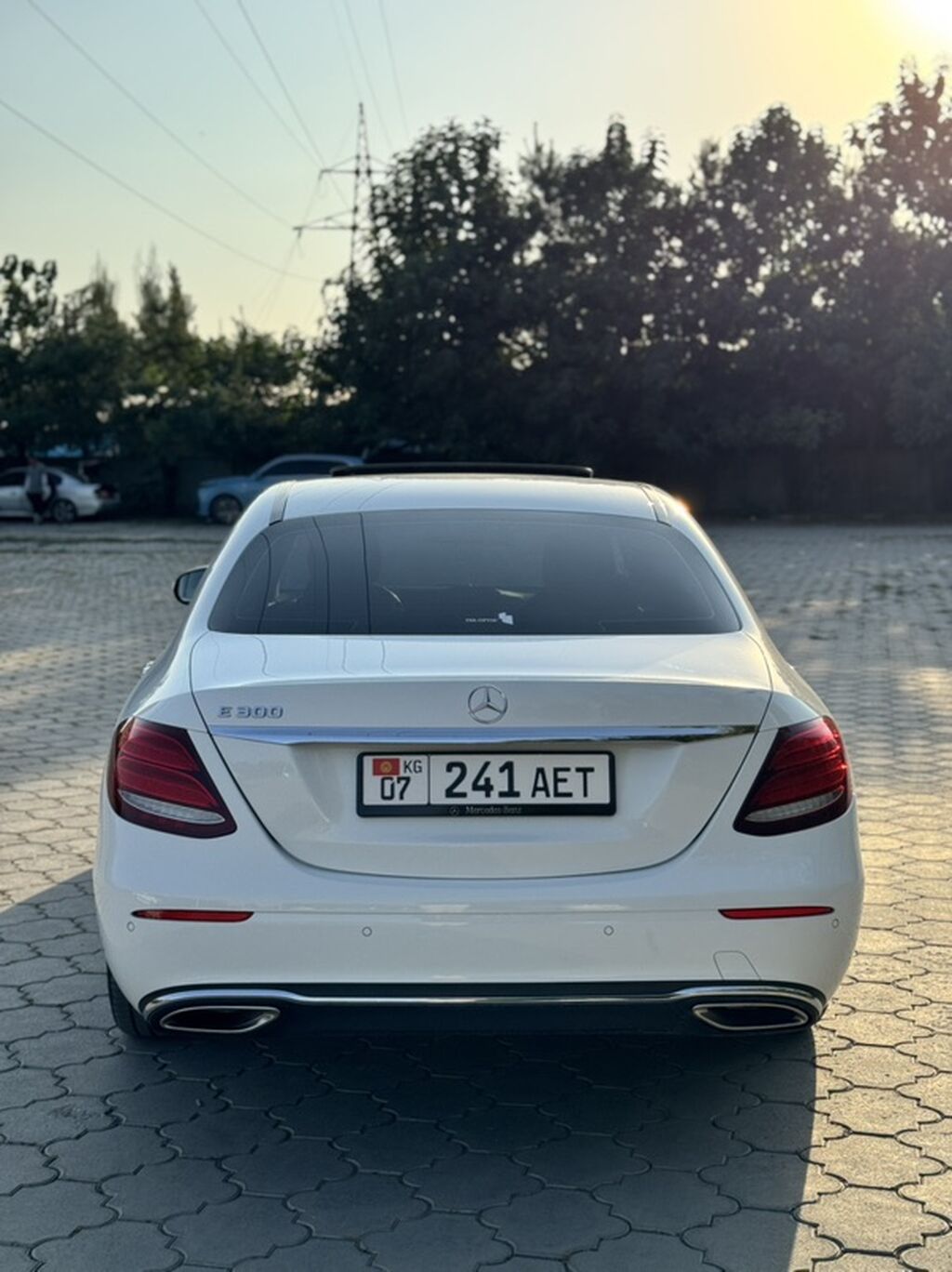 Mercedes-Benz E-Class: 2019 г., 2 л, Автомат, Бензин, Седан: фото 4