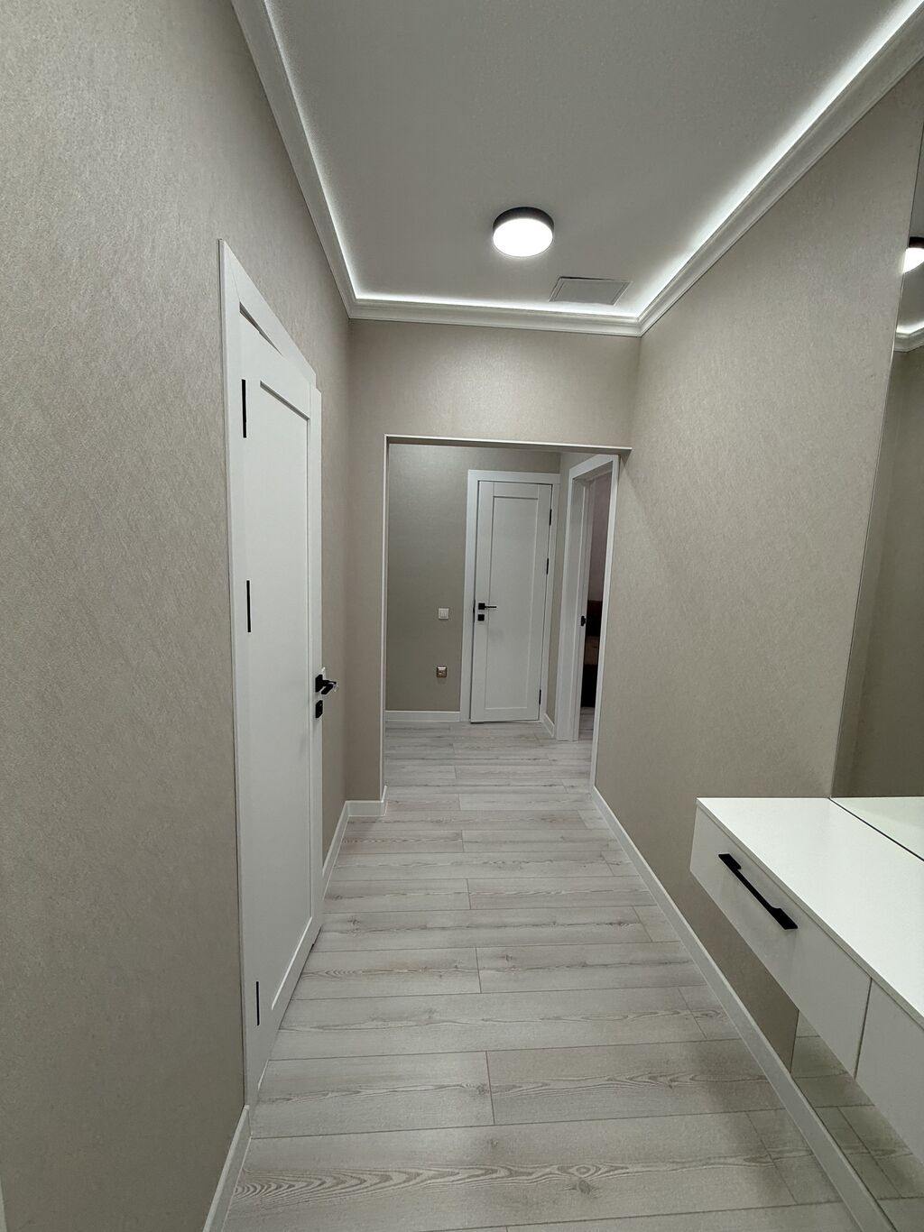3 комнаты, 74 м², Филармония 108 серия, 4 этаж, Дизайнерский ремонт: фото 7